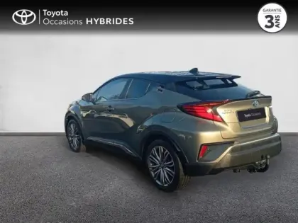 Photo 1 Toyota C-HR  122h Distinctive 2WD E-CVT MY22