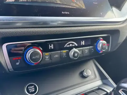 Photo 29 Audi Q3  35 TFSI 150ch S line plus S tronic 7