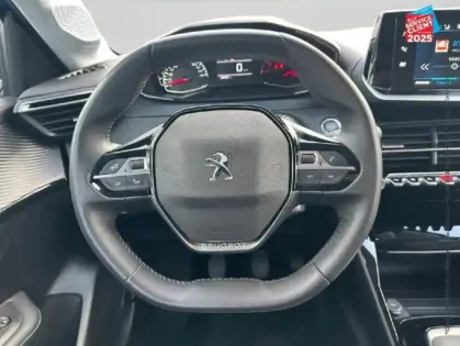 Photo 41 Peugeot 208  1.2 PureTech 100ch S/S Allure Pack Sieges chauf Camera
