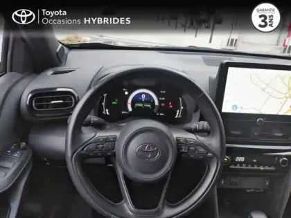 Photo 12 Toyota Yaris  Cross 116h Design Pack Cargo