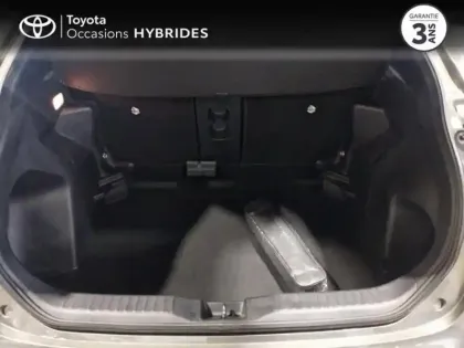 Photo 9 Toyota Yaris  Cross 116h Design Pack Cargo