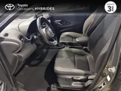 Photo 10 Toyota Yaris  Cross 116h Design Pack Cargo