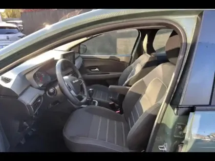 Photo 9 Dacia Sandero  1.0 TCe 90ch Stepway Expression -24