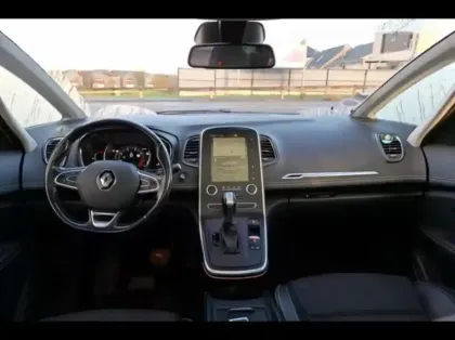 Photo 9 Renault Scenic  1.3 TCe 140ch FAP Intens EDC