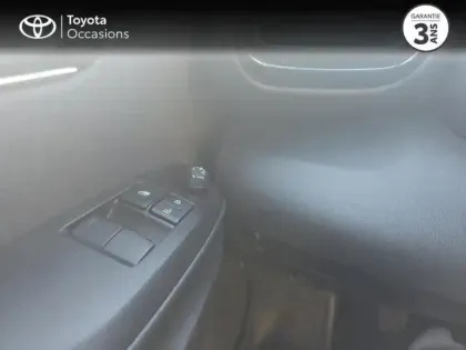 Photo 14 Toyota Yaris  70 VVT-i Dynamic 5p MY22