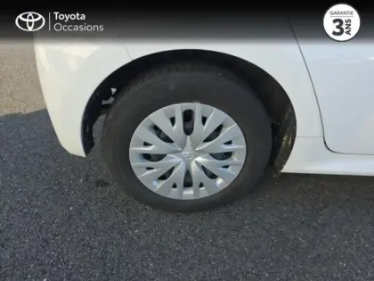 Photo 12 Toyota Yaris  70 VVT-i Dynamic 5p MY22