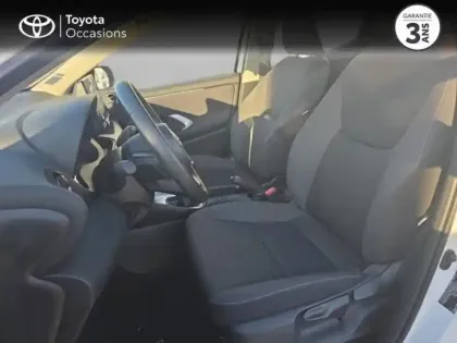 Photo 8 Toyota Yaris  70 VVT-i Dynamic 5p MY22