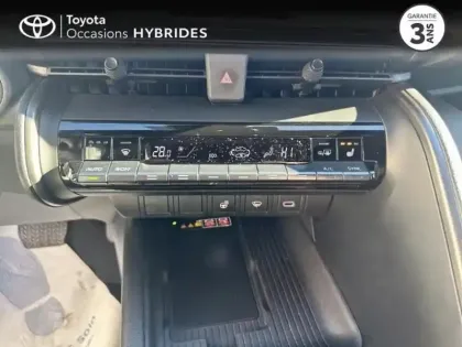 Photo 27 Toyota C-HR  1.8 Hybride 140ch Design Pack Confort