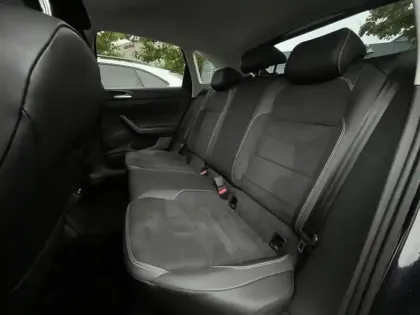 Photo 6 Volkswagen Taigo  1.5 TSI 150ch Style DSG7