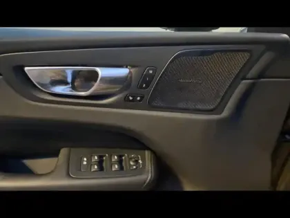 Photo 14 Volvo Xc60  T8 Hybride Rechargeable 455ch Ultra Style Chrome Geartronic 8 AWD