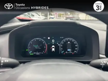 Photo 13 Toyota C-HR  1.8 Hybride 140ch Design Pack Confort