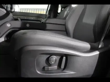 Photo 29 Land rover Defender  110 2.0 P300e PHEV X-Dynamic SE