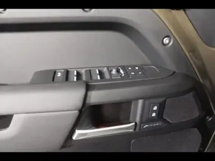 Photo 19 Land rover Defender  110 2.0 P300e PHEV X-Dynamic SE