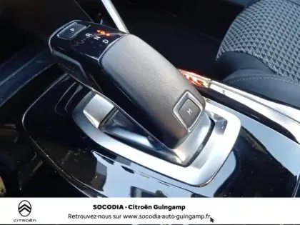 Photo 12 Peugeot 2008  1.5 BlueHDi 130ch S&S GT Line EAT8 7cv