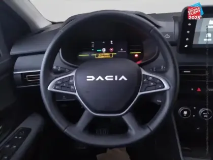Photo 11 Dacia Jogger  1.6 hybrid 140ch Extreme+ 7 places -24