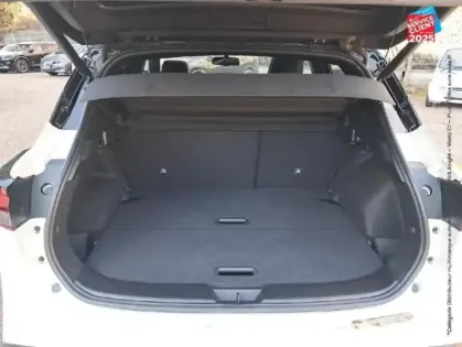 Photo 13 Nissan Qashqai  1.3 Mild Hybrid 140ch Tekna Tpano GPS Camera