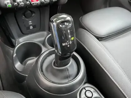 Photo 10 Mini Mini  Cooper S 178ch Edition Premium Plus BVA7