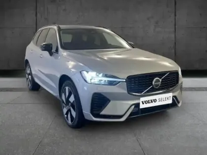 Photo 2 Volvo Xc60  T6 Hybride Rechargeable 253 + 145ch Ultra Style Dark Geartronic 8 AWD