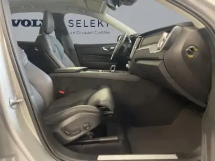 Photo 23 Volvo Xc60  T6 Hybride Rechargeable 253 + 145ch Ultra Style Dark Geartronic 8 AWD