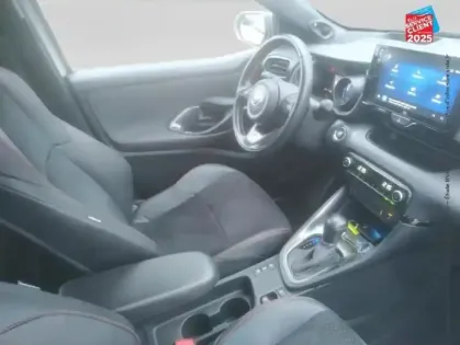 Photo 4 Toyota Yaris  116H GR SPORT 5P MY22 SIEGES CHAUF GPS CAMERA