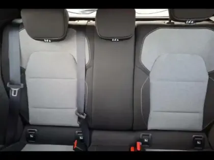 Photo 10 Renault Clio  1.5 Blue dCi 100ch Evolution - 24