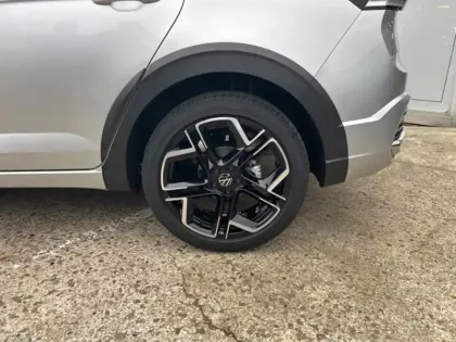 Photo 6 Volkswagen Taigo  1.0 TSI 116ch R-Line Edition DSG7