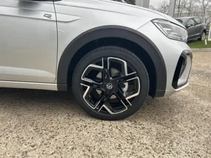 Photo 8 Volkswagen Taigo  1.0 TSI 116ch R-Line Edition DSG7