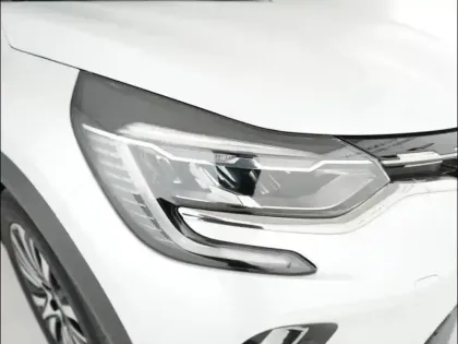 Photo 11 Renault Captur  1.6 E-Tech hybride rechargeable 160ch Initiale Paris -21