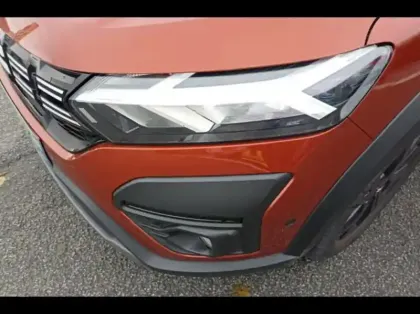 Photo 13 Dacia Jogger  1.0 TCe 110ch SL Extreme+ 7 places