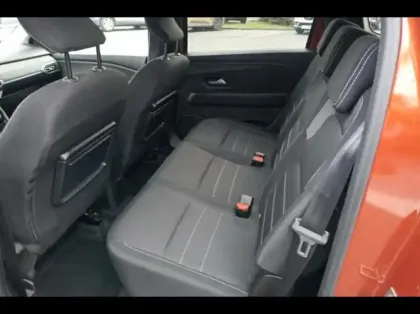 Photo 10 Dacia Jogger  1.0 TCe 110ch SL Extreme+ 7 places