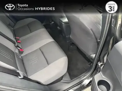 Photo 6 Toyota C-HR  1.8 Hybride 140ch Design Pack Confort