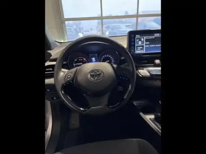 Photo 5 Toyota C-HR  122h Dynamic 2WD E-CVT MY22