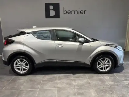 Photo 2 Toyota C-HR  122h Dynamic 2WD E-CVT MY22