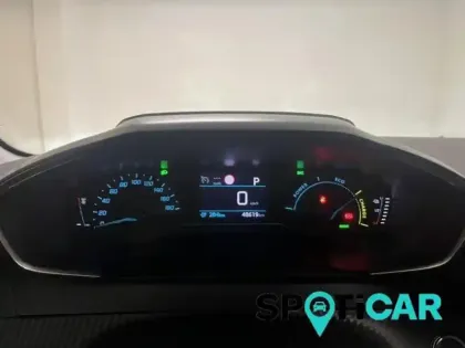 Photo 8 Peugeot 208  e- 136ch Style