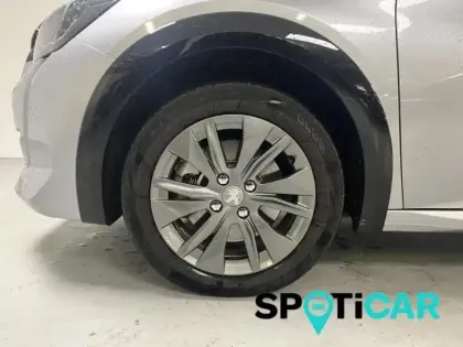 Photo 11 Peugeot 208  e- 136ch Style