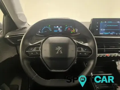 Photo 6 Peugeot 208  e- 136ch Style