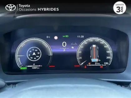 Photo 13 Toyota C-HR  1.8 Hybride 140ch Design NG23