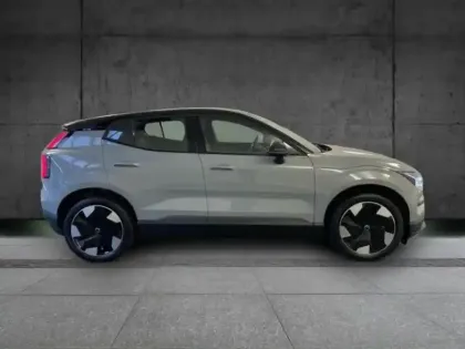 Photo 3 Volvo Ex30  Single Extended Range 272ch Plus