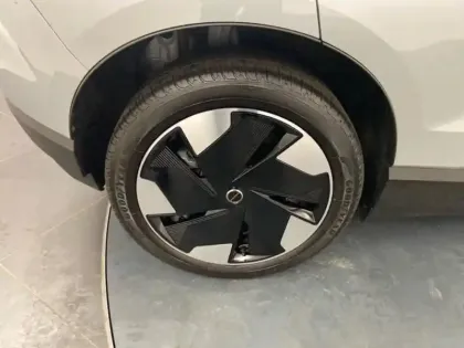 Photo 10 Volvo Ex30  Single Extended Range 272ch Plus