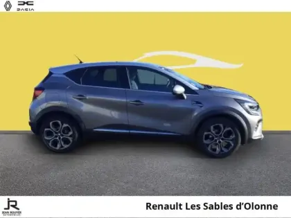 Photo 12 Renault Captur  1.3 TCe 130ch FAP Intens EDC