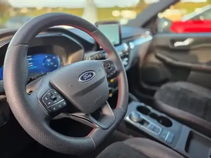 Photo 14 Ford Kuga  2.5 Duratec 180ch Hybrid FlexiFuel ST-Line X Powershift