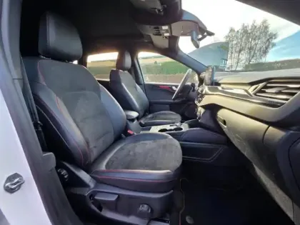 Photo 10 Ford Kuga  2.5 Duratec 180ch Hybrid FlexiFuel ST-Line X Powershift