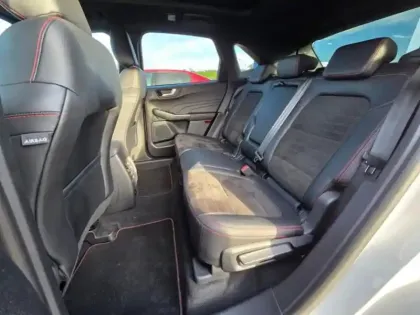 Photo 11 Ford Kuga  2.5 Duratec 180ch Hybrid FlexiFuel ST-Line X Powershift