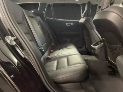 Photo 9 Volvo V60  B4 197ch Ultra Style Dark DCT 7