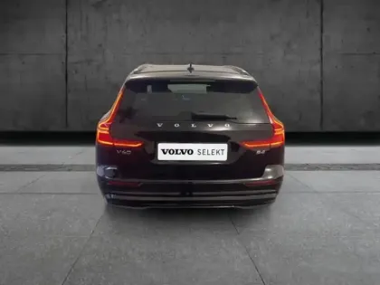 Photo 4 Volvo V60  B4 197ch Ultra Style Dark DCT 7