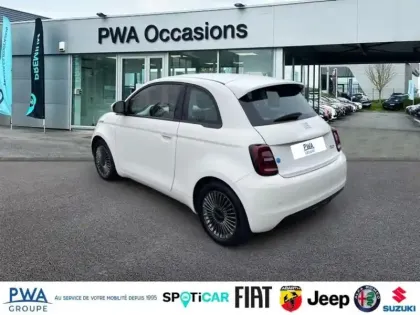 Photo 6 Fiat 500  3+1 e 118ch Icône