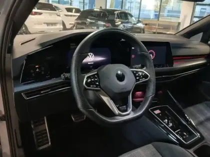 Photo 14 Volkswagen Golf  2.0 TDI SCR 200ch GTD DSG7