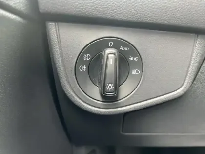 Photo 13 Volkswagen Polo  1.0 TSI 95ch R-Line Edition