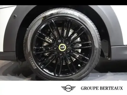 Photo 8 Mini Mini  Cooper SE 184ch Yours BVA