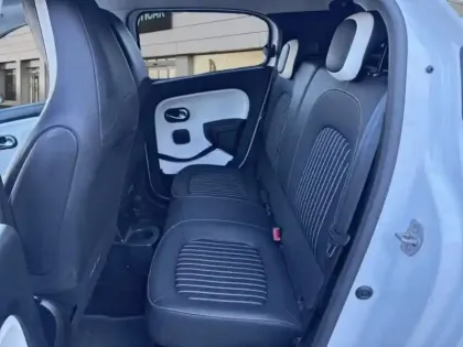 Photo 9 Renault Twingo  0.9 TCe 95ch Intens EDC - 20